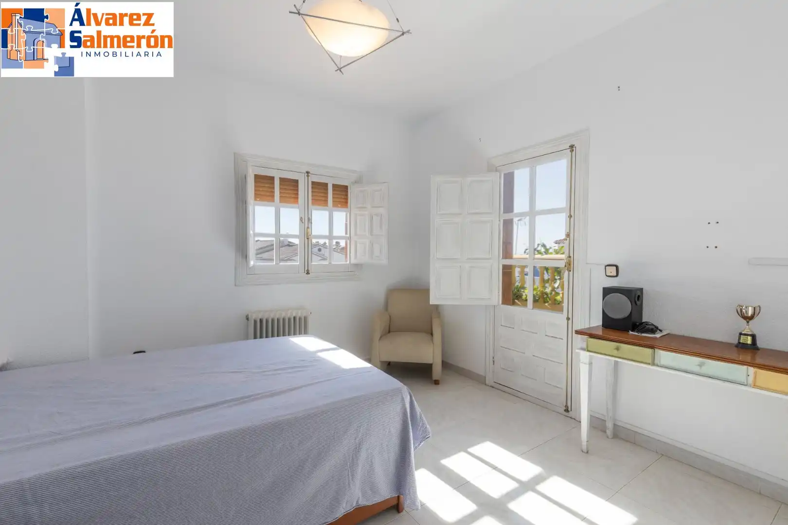 Habitación de Casa o chalet en venta en Altos de la Zubia