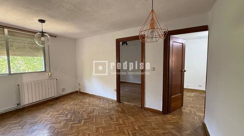 Foto 2 de Piso en venta en De Azcoitia, Buena Vista, Madrid Capital