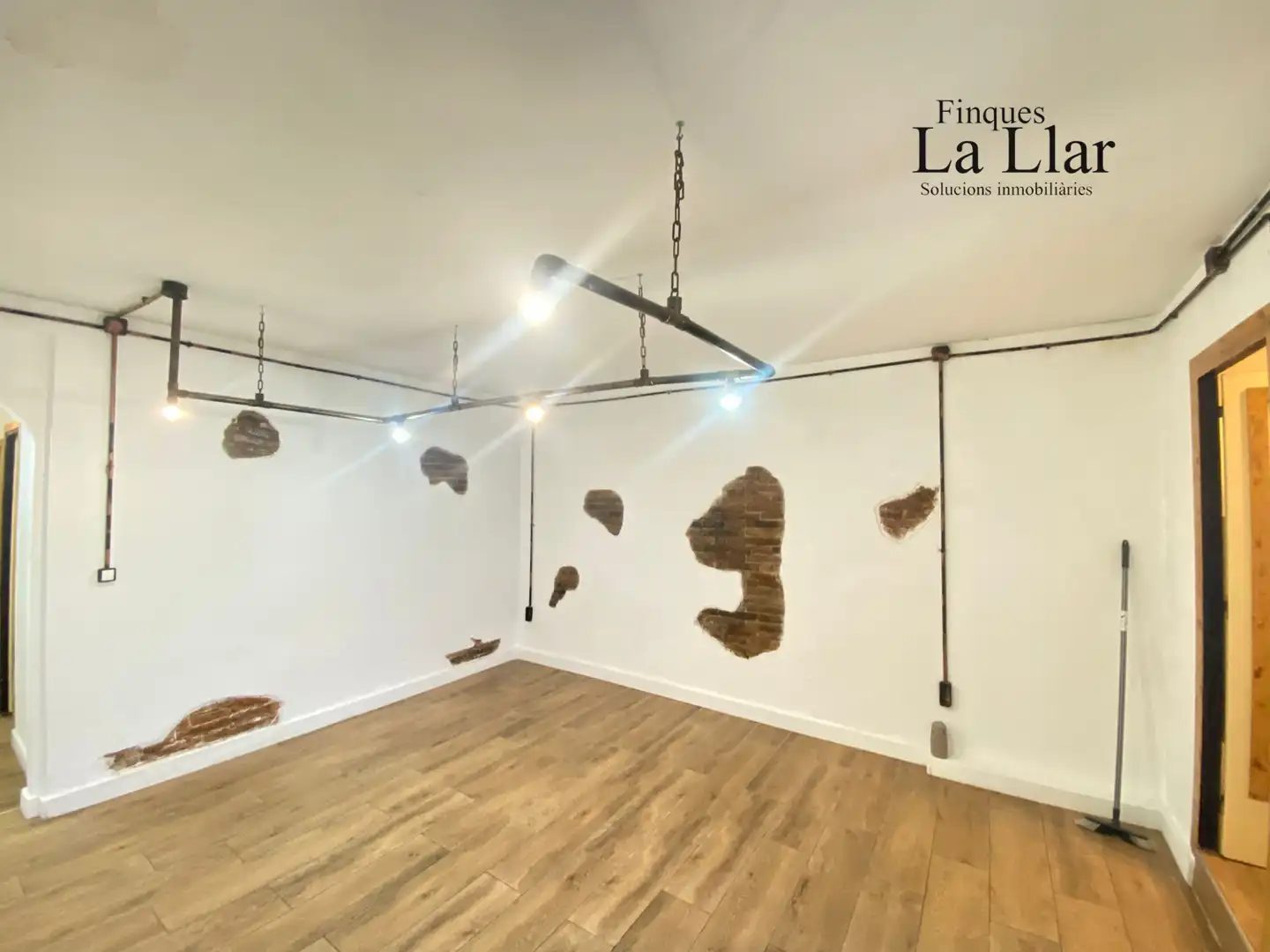 Casa adosada de alquiler en Gavà con Trastero y Amueblado