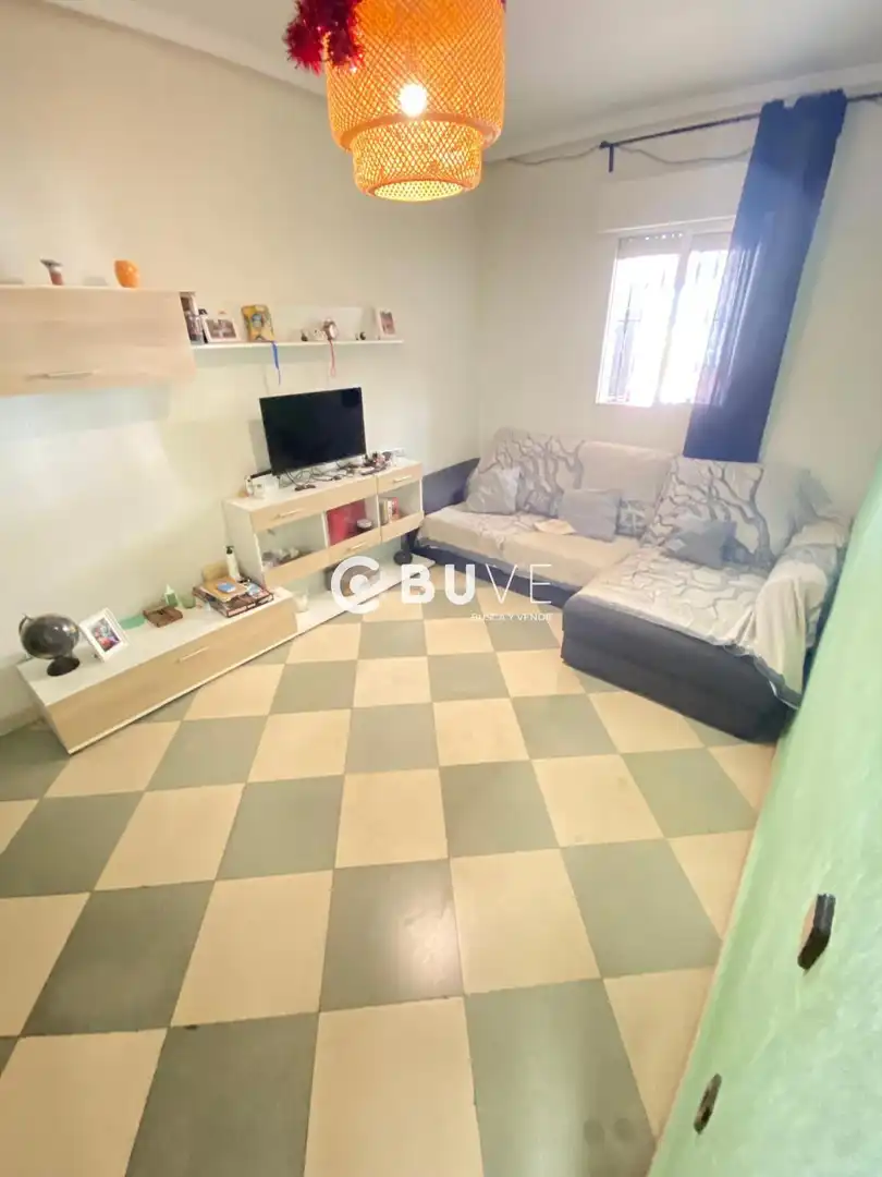 Sala d'estar de Casa o xalet en venda en Alcalá de Guadaira amb Aire condicionat, Traster i Moblat