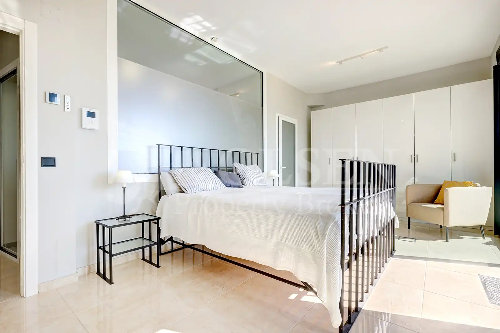 Habitación de Casa o chalet en venta en Estepona con Aire acondicionado, Calefacción y Jardín privado