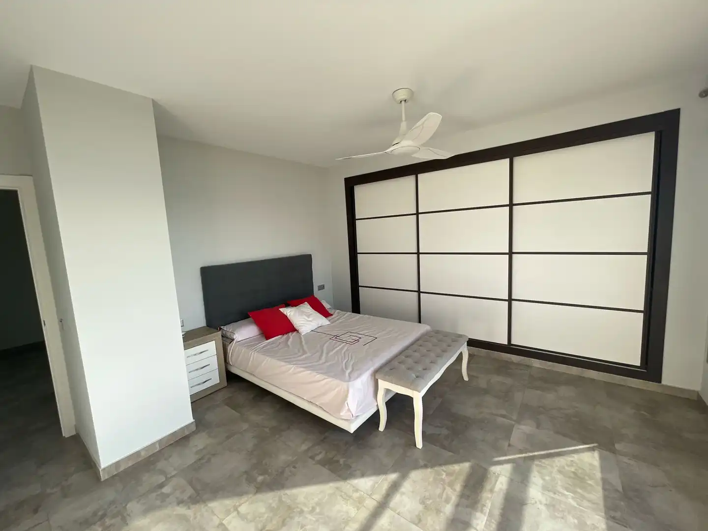 Habitación de Casa o chalet en venta en Burriana / Borriana con Aire acondicionado, Jardín privado y Trastero