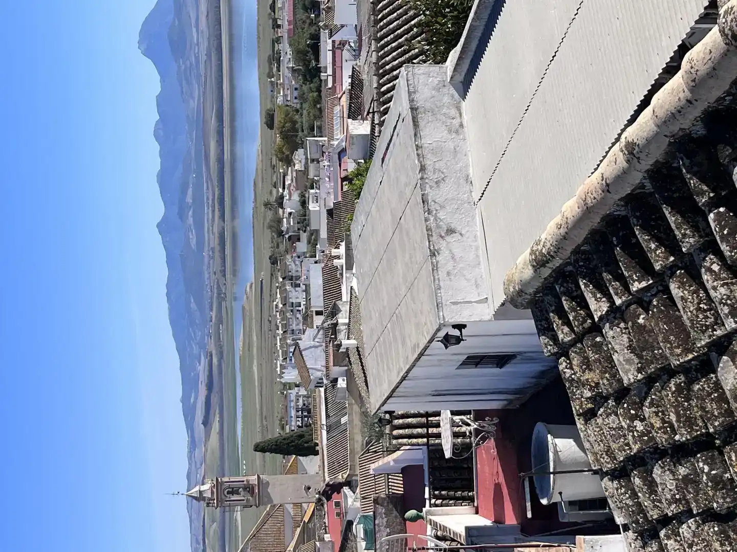 Vista exterior de Casa adosada en venda en Bornos amb Aire condicionat i Balcó