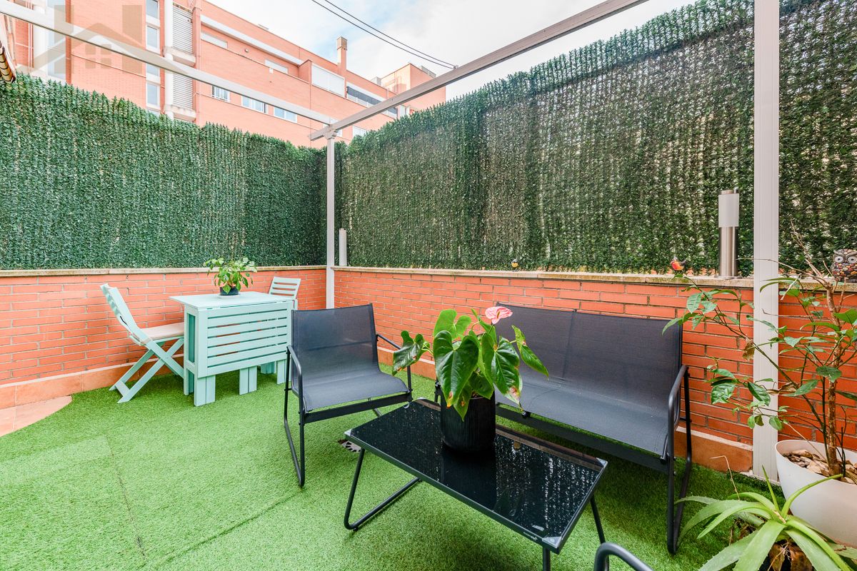 Terrace of Flat for sale in Pinto  with Air Conditioner, Heating and Parquet flooring