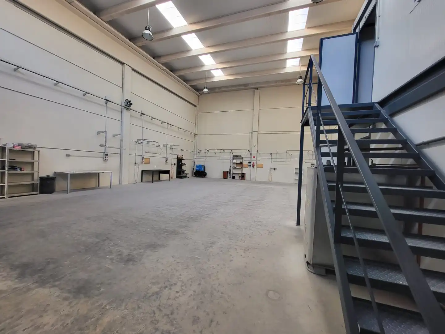 Industrial buildings for sale in Iruña Oka / Iruña de Oca  with Heating and Alarm