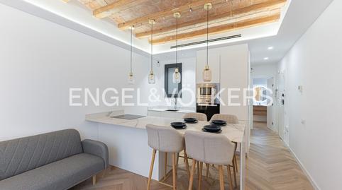 Foto 3 de Apartament en venda a El Raval, Barcelona