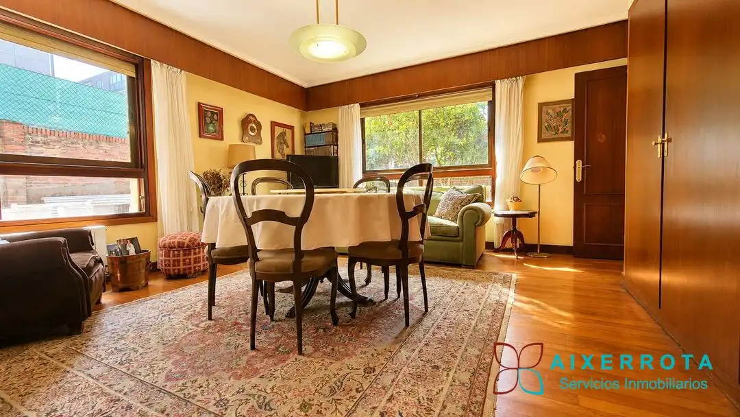 Comedor de Dúplex en venta en Getxo  con Calefacción, Jardín privado y Terraza