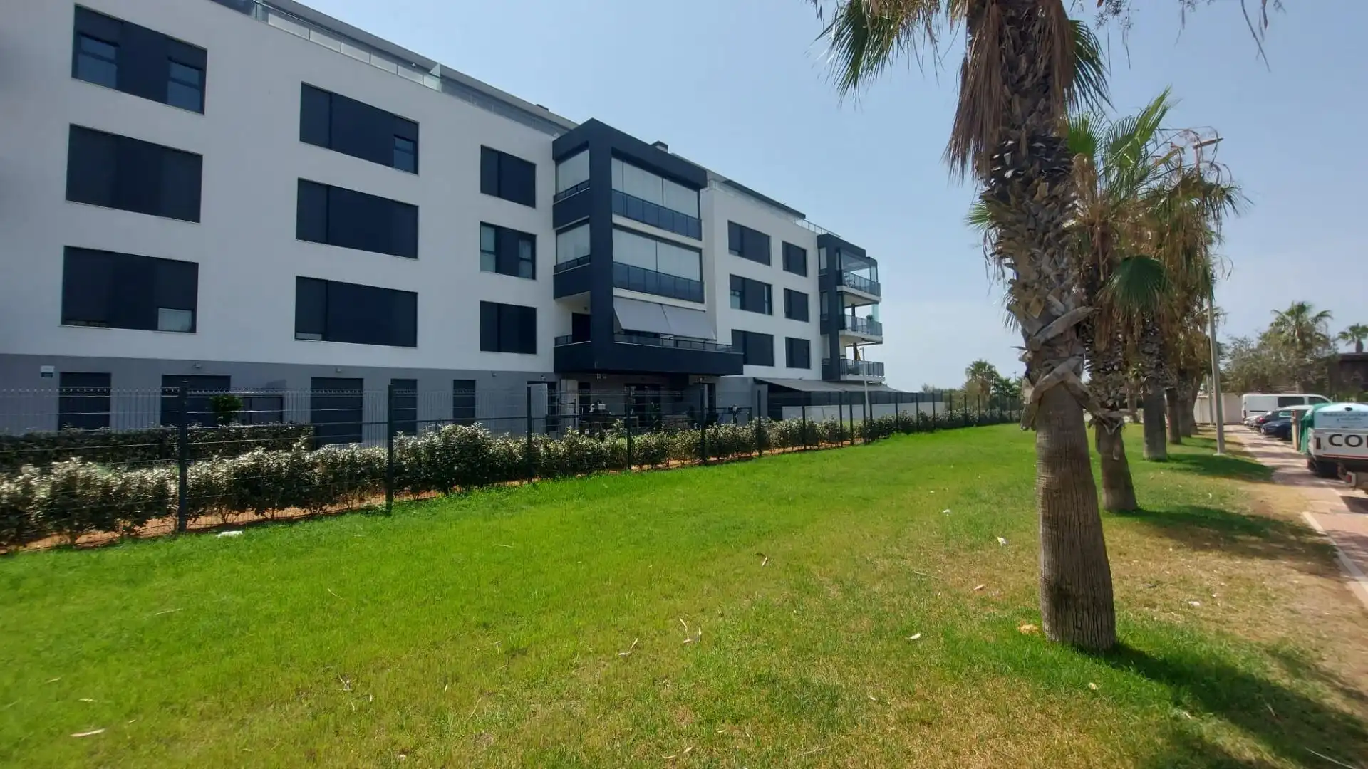 Vista exterior de Apartament de lloguer en El Ejido amb Aire condicionat, Terrassa i Moblat