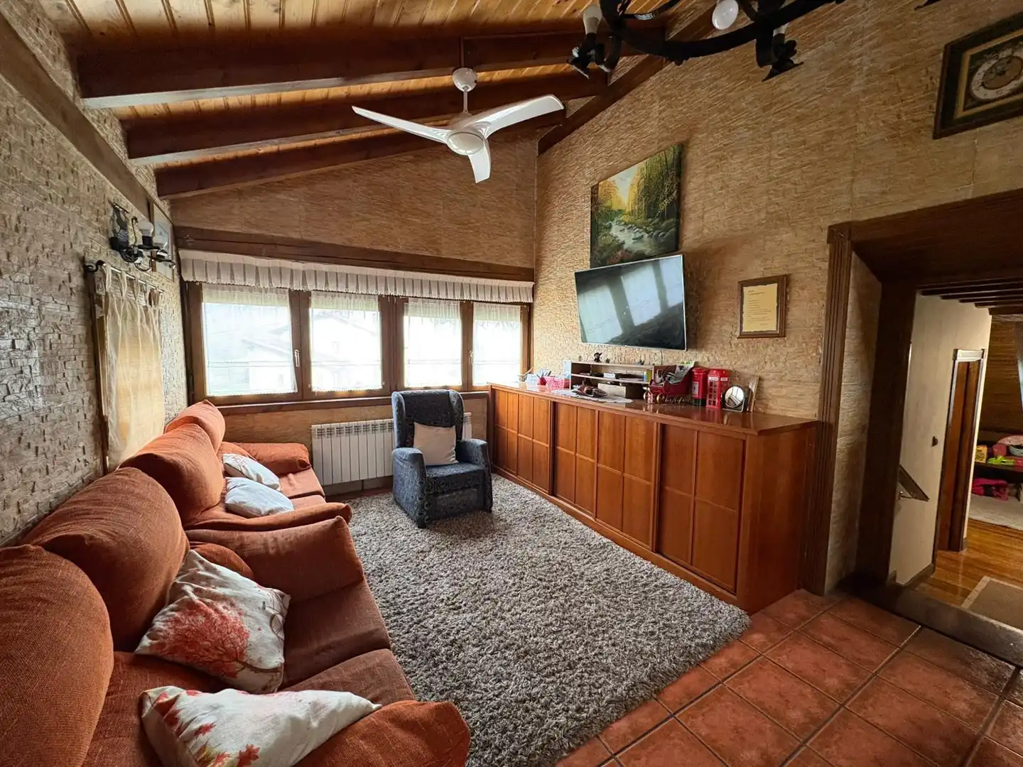 Sala de estar de Casa o chalet en venta en Valle de Mena con Jardín privado, Terraza y Balcón