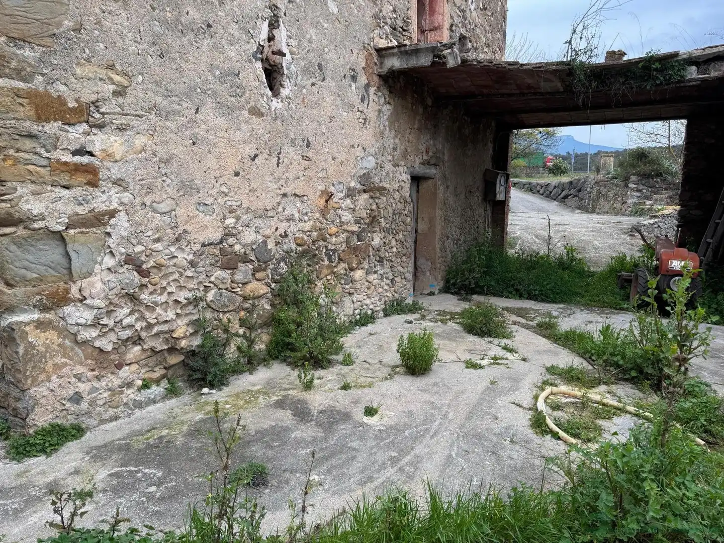 Vista exterior de Finca rústica en venta en Tortellà con Terraza y Trastero