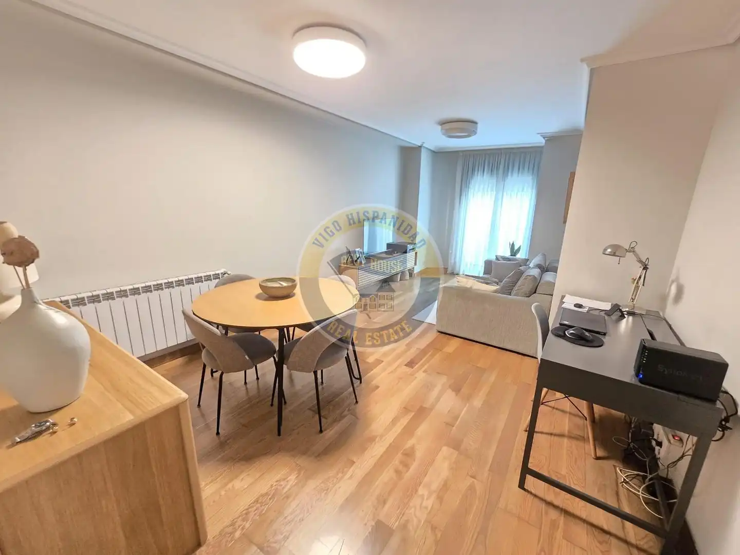 Wohnzimmer von Wohnung zur Miete in Vigo  mit Heizung, Parkett und Möbliert