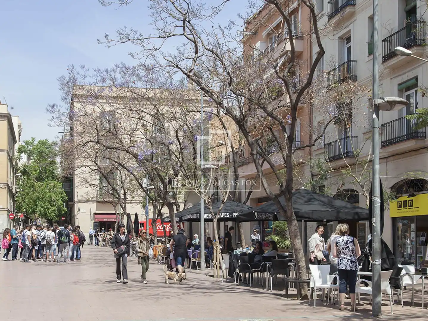 Vista exterior de Piso en venta en Barcelona con Calefacción, Amueblado y Balcón