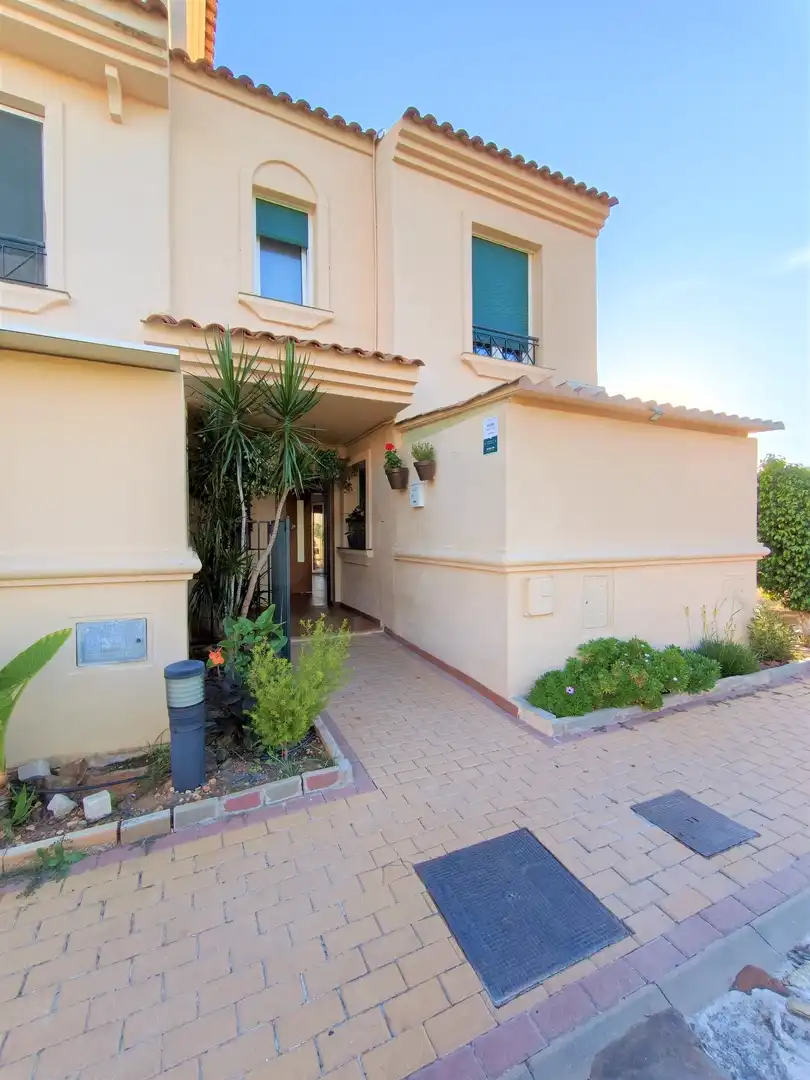 Wohnung mit Pool zum Verkauf in Costa Esuri