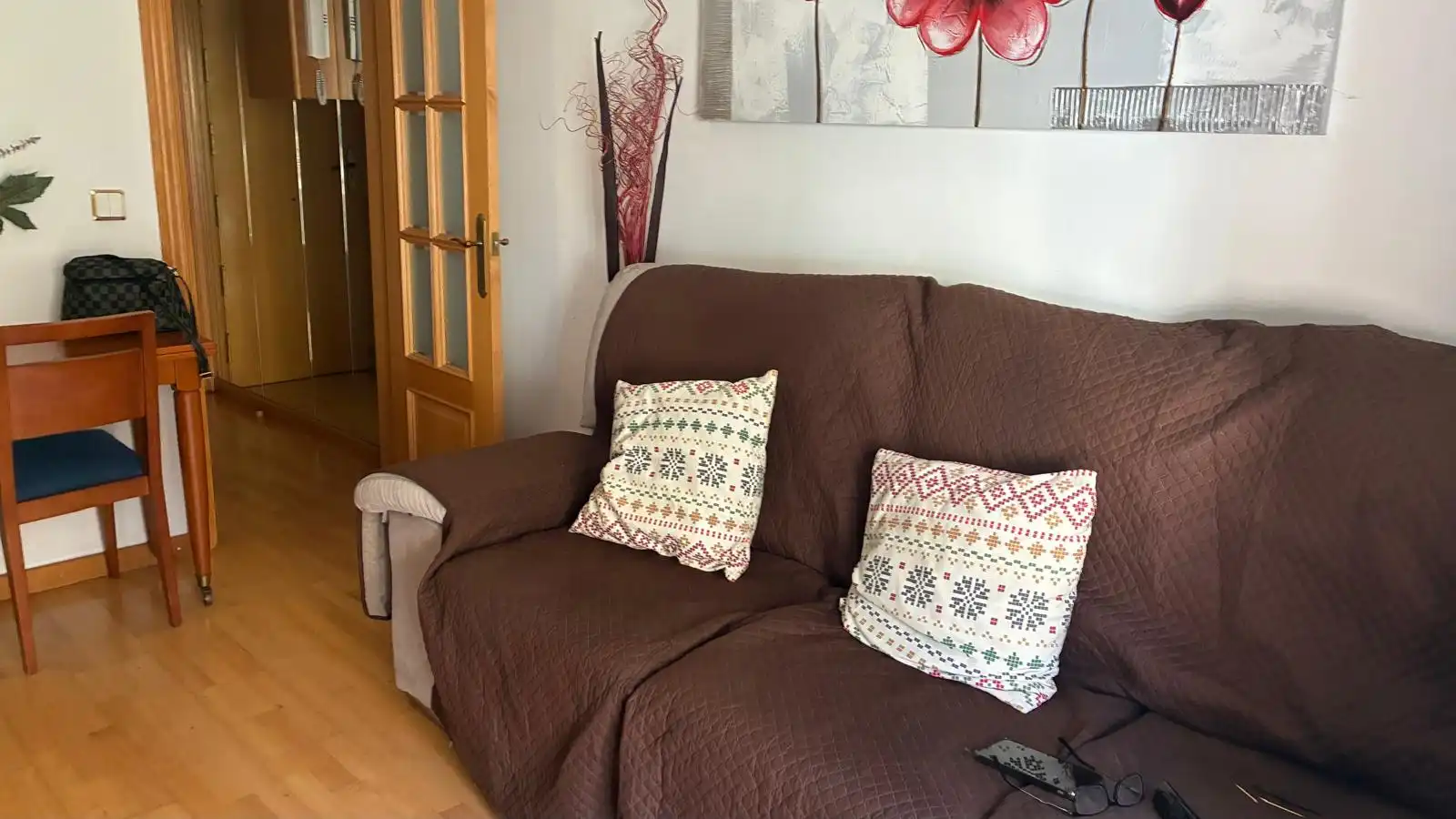Sala de estar de Piso en venta en Barcelona con Parquet, Horno y Balcón