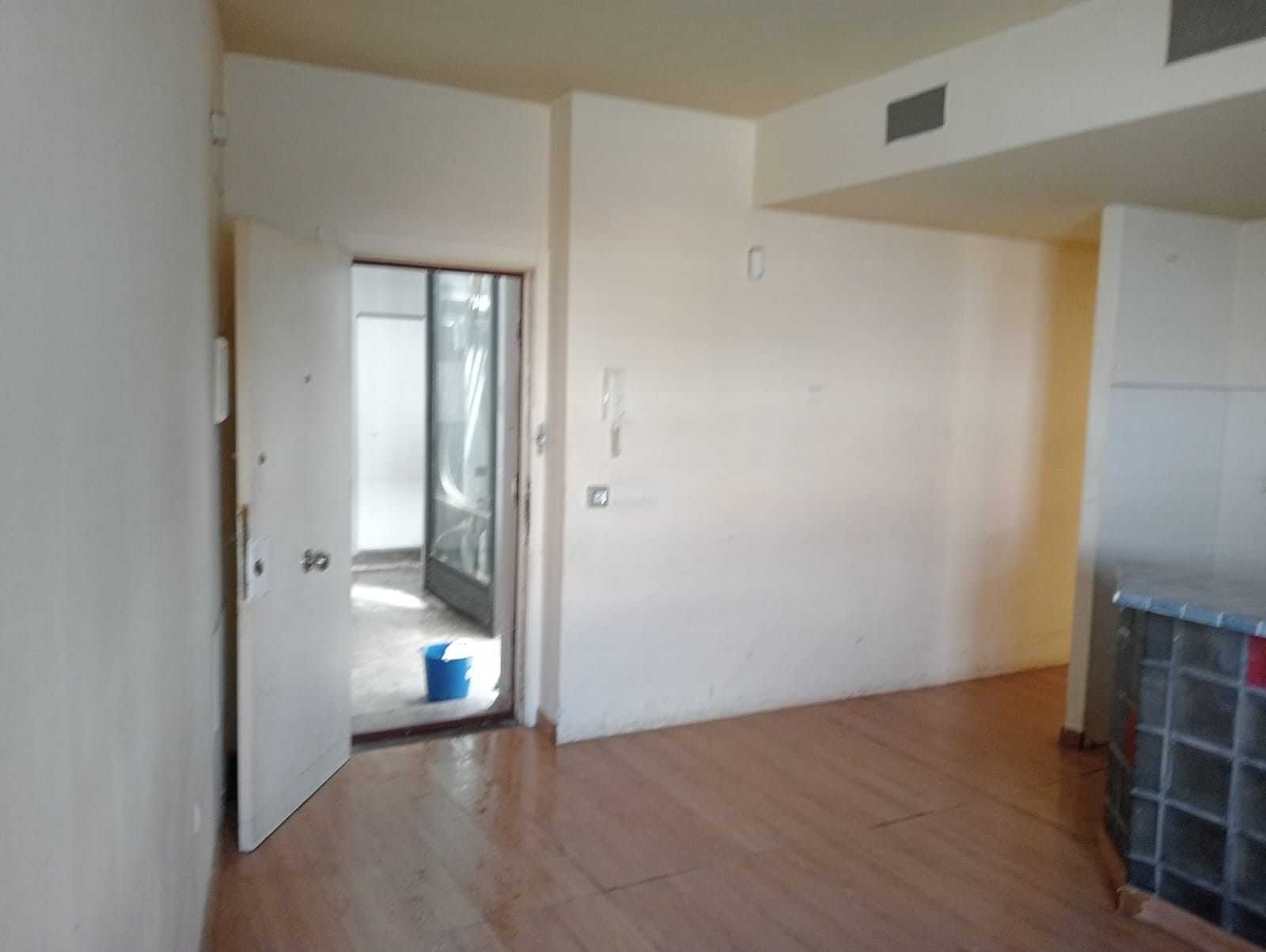 Flat for sale in Camas