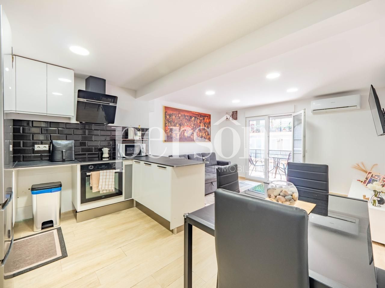 Dormitori de Pis en venda en  Valencia Capital amb Aire condicionat, Moblat i Balcó