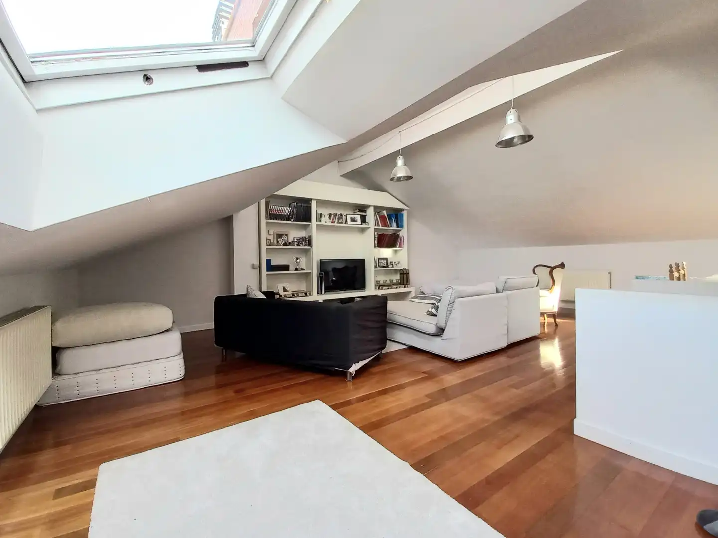 Sala d'estar de Casa adosada en venda en Burgos amb Jardí privat