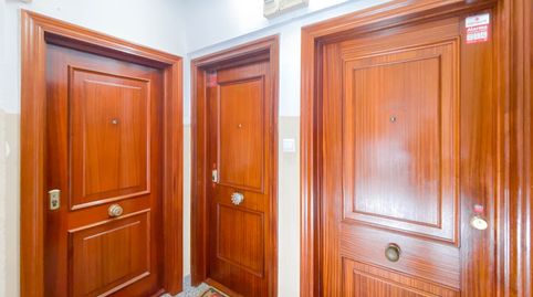 Foto 2 de Piso en venta en Los Castros, Santander