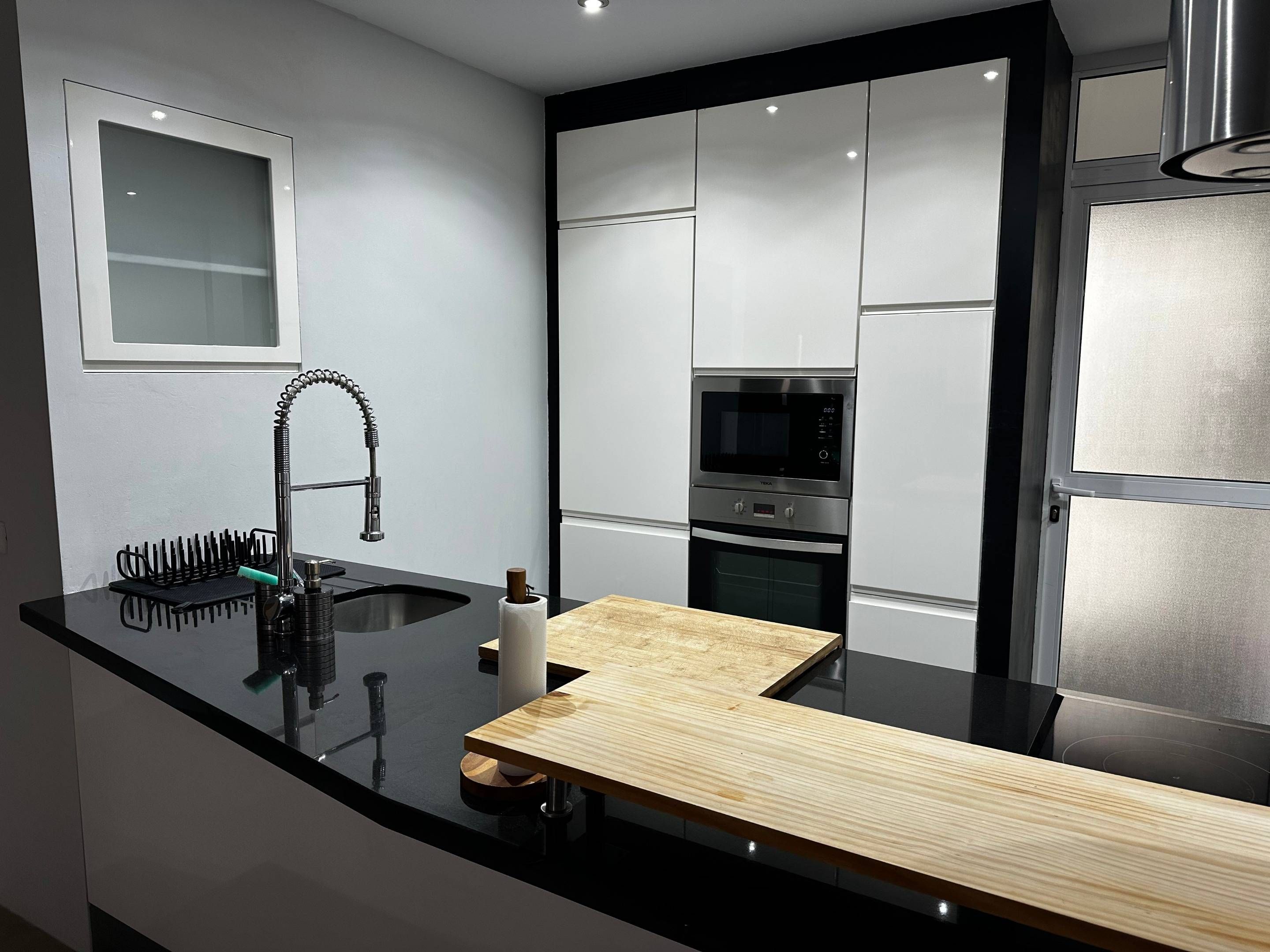 Kitchen of Flat for sale in  Santa Cruz de Tenerife Capital