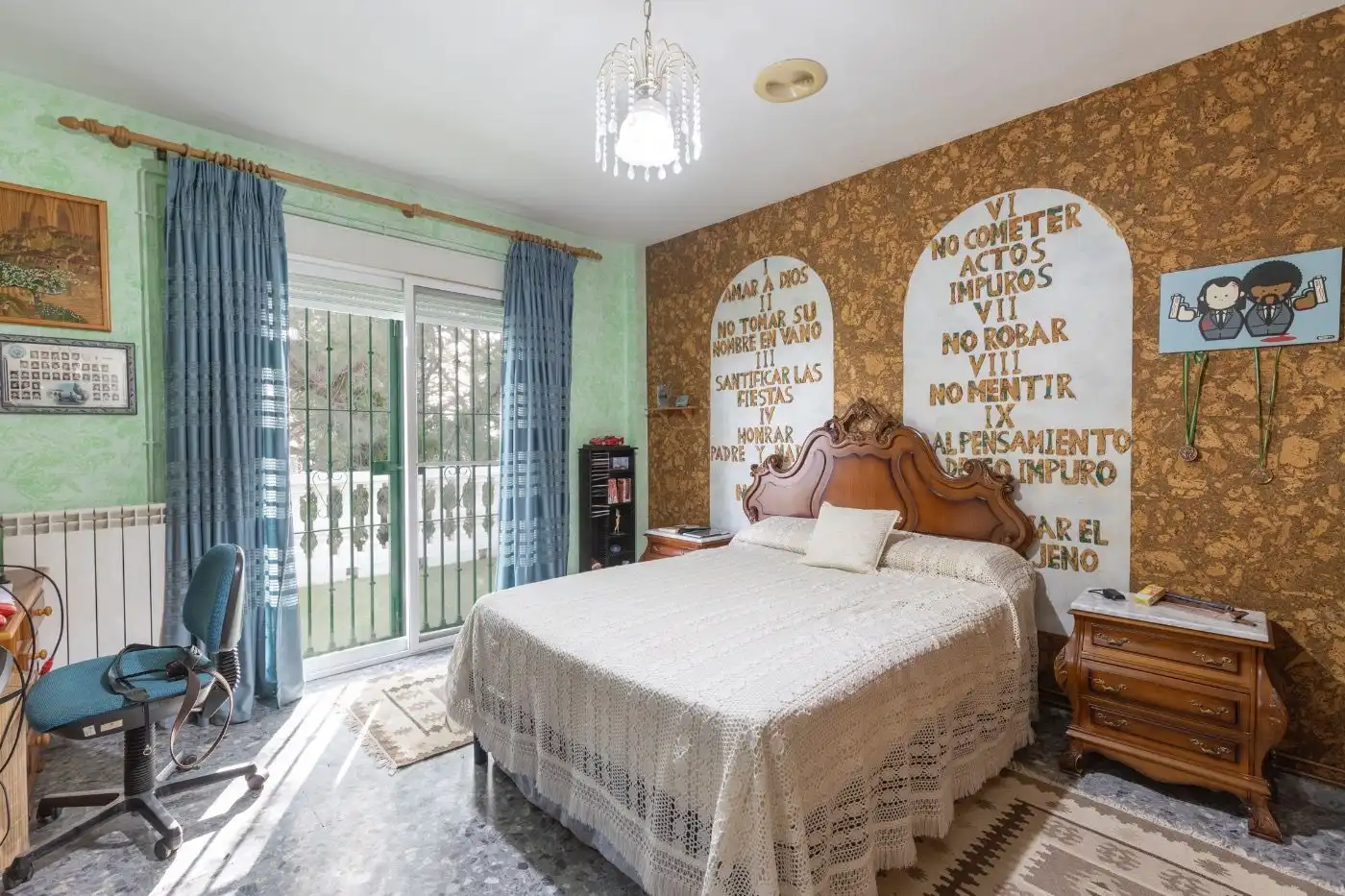 Schlafzimmer von Haus oder Chalet zum Verkauf in Víznar mit Klimaanlage, Heizung und Privatgarten
