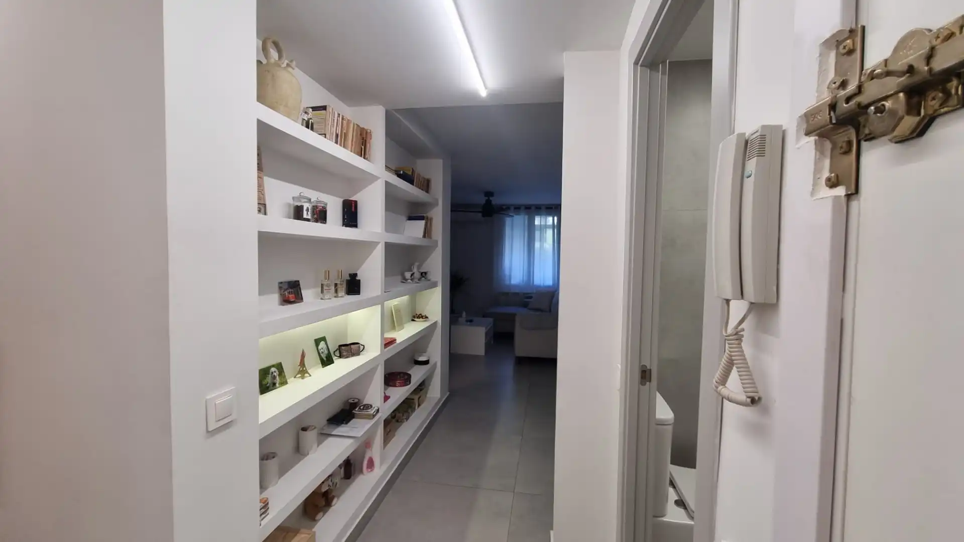 Wohnung zum Verkauf in Collado Villalba mit Klimaanlage, Heizung und Terrasse