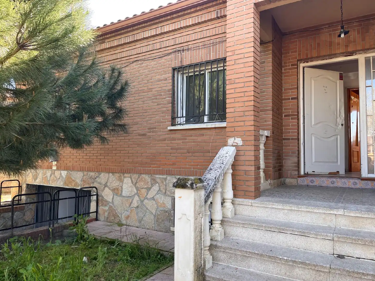 Chalet con piscina en venta en Escalona, imagen 3