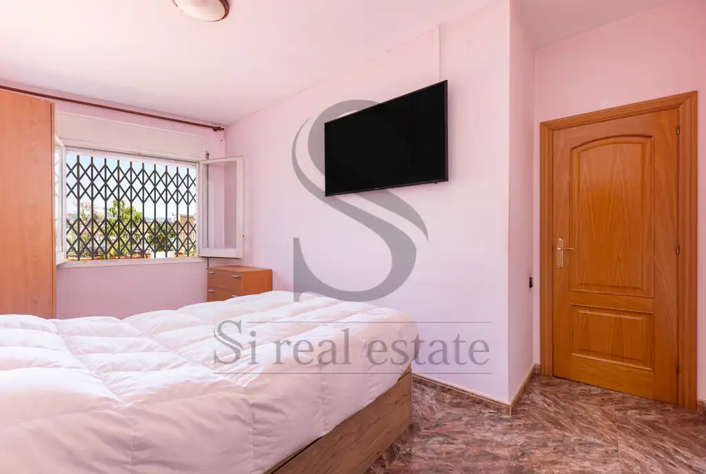 Habitación de Ático en venta en Barcelona con Terraza y Horno