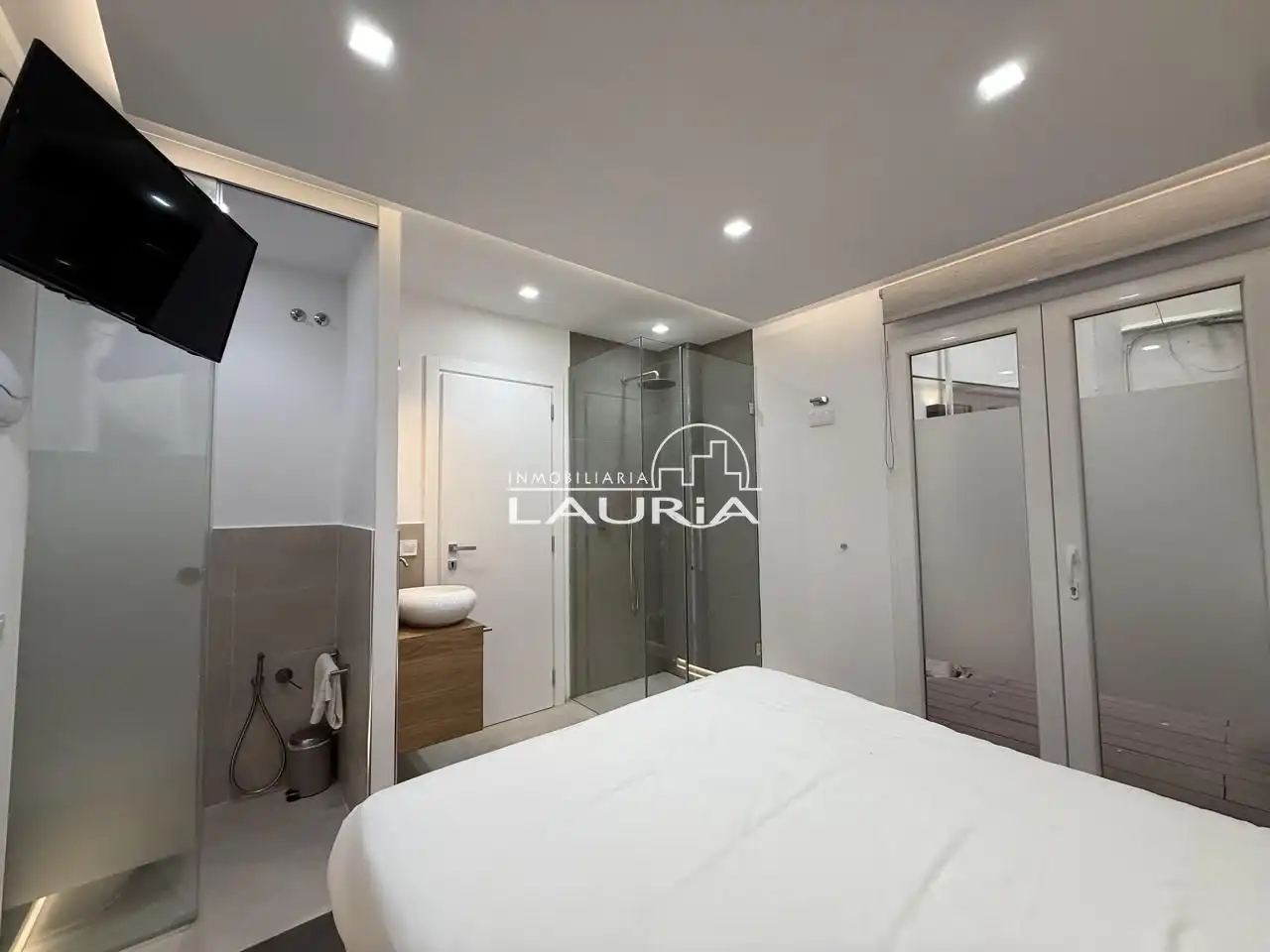 Habitación de Piso en venta en Valencia con Aire acondicionado, Calefacción y Terraza