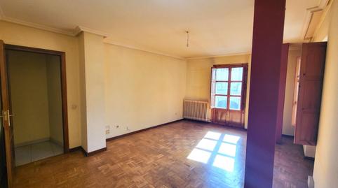 Photo 3 of Flat for sale in Calle del Conde Rebolledo, 3, Casco Antiguo, León