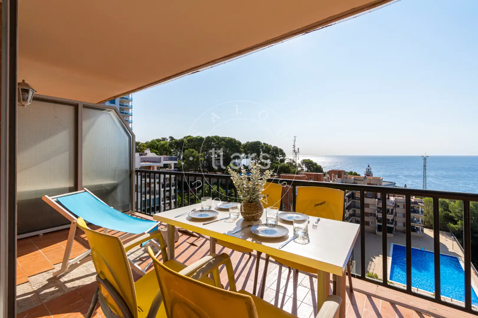 Terrace of Study for sale in Salou  with Air Conditioner and Terrace