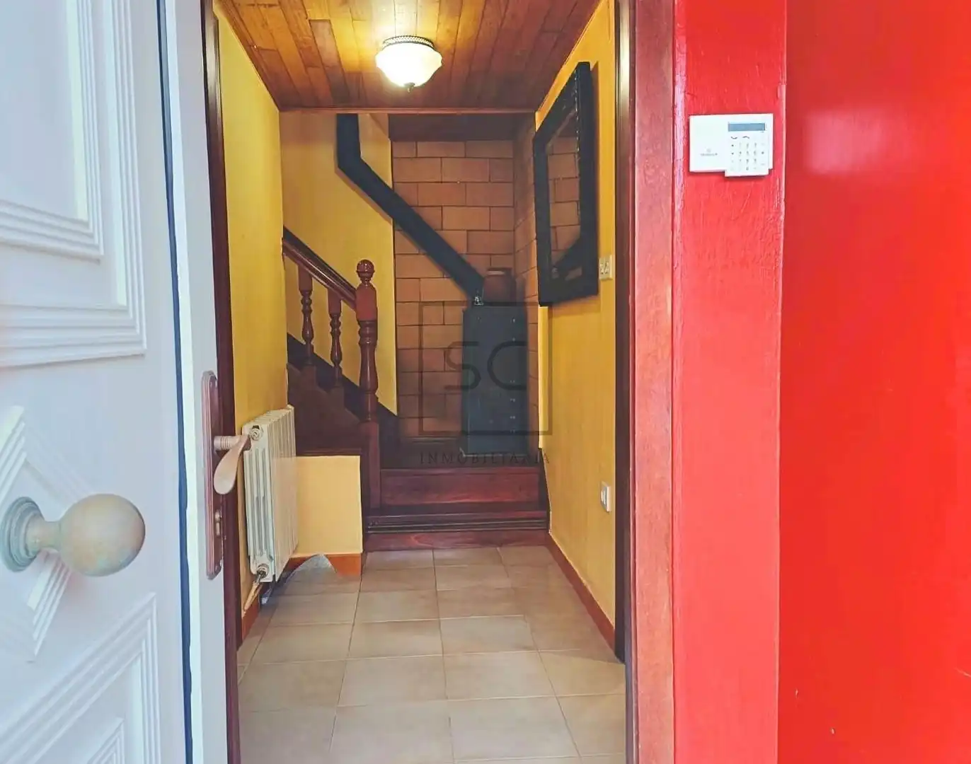 Casa o xalet en venda en Ferrol amb Calefacció, Jardí privat i Alarma