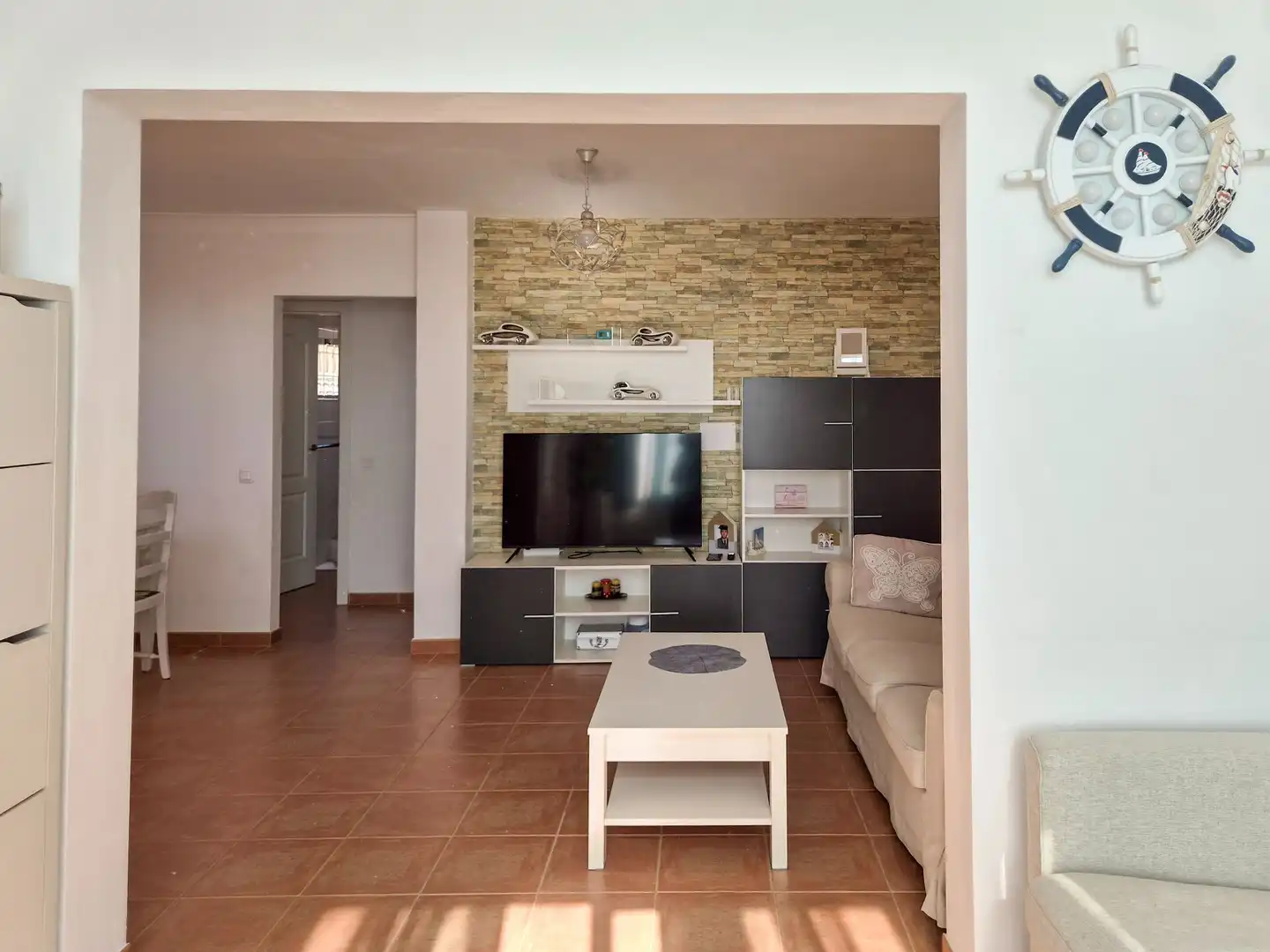 Wohnzimmer von Einfamilien-Reihenhaus zum Verkauf in Antigua