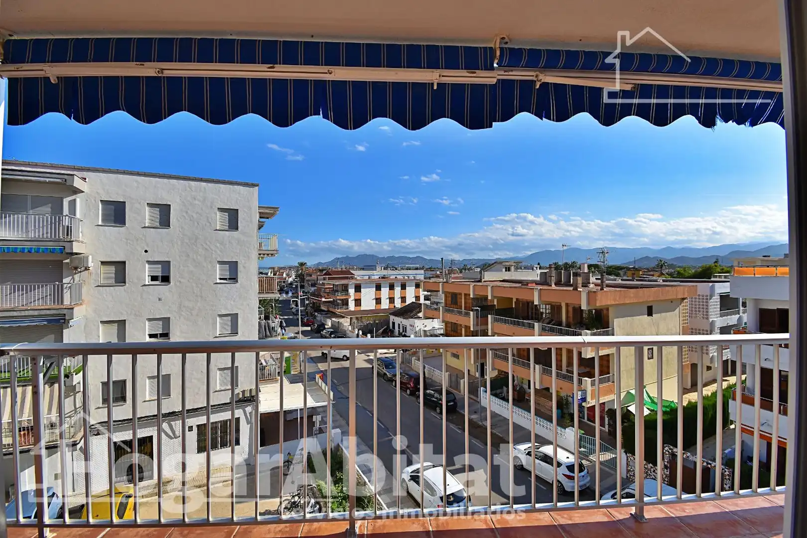 Vista exterior de Piso en venta en Oliva Playa