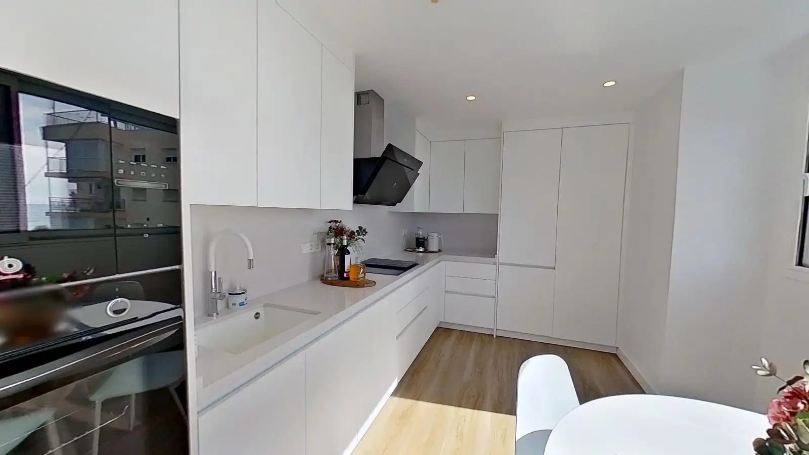 Piso con terraza en venta en Avenida del Mediterráneo, imagen 6