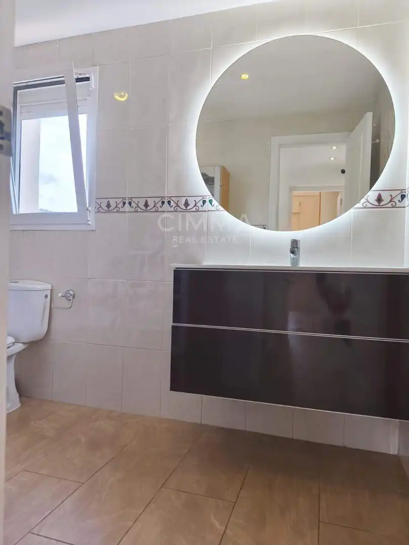 Bathroom of Houses for sale in L'Alfàs del Pi  with Heating, Private garden and Terrace
