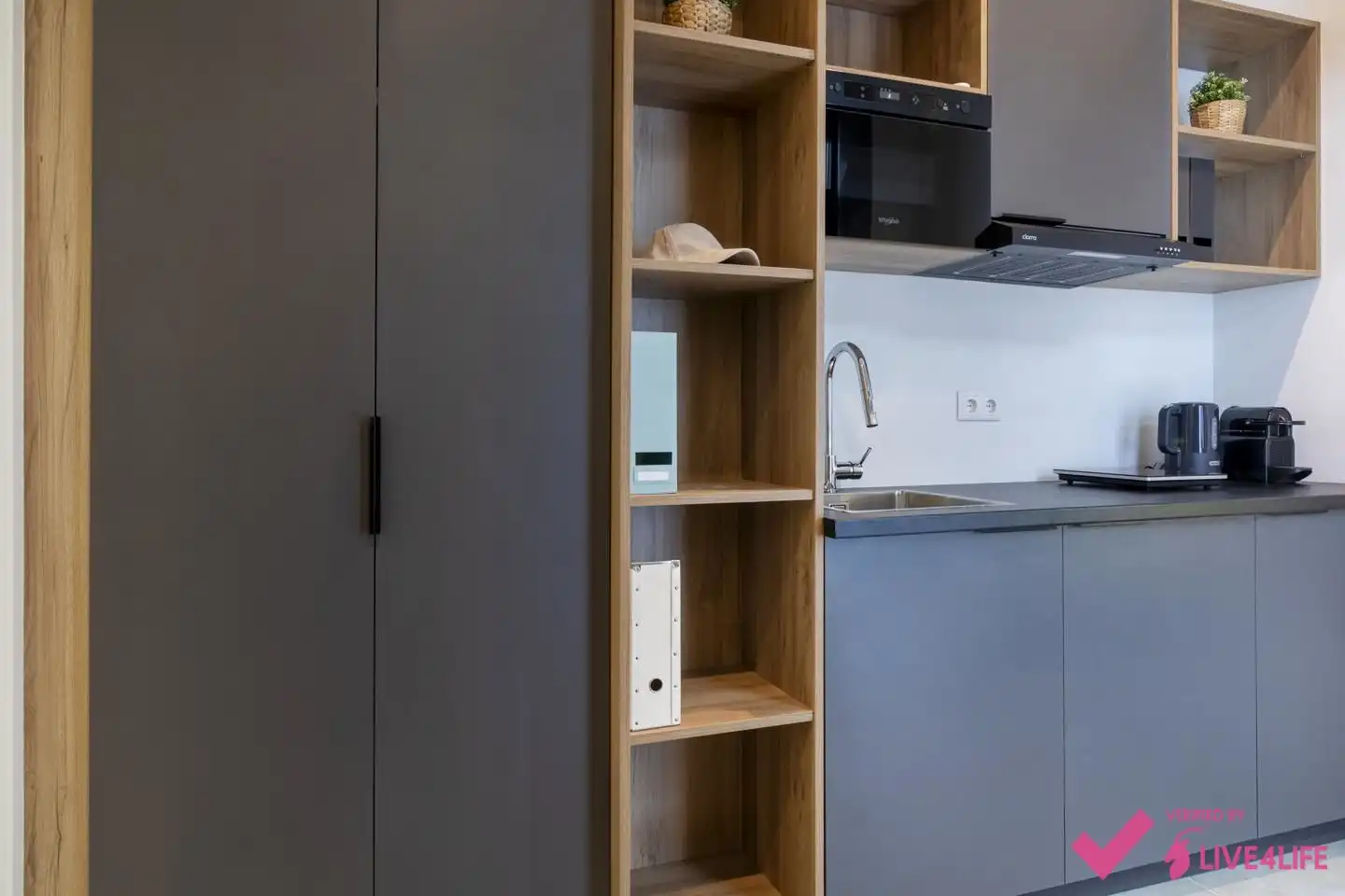 Cuina de Planta baixa per a compartir en Valencia amb Aire condicionat, Calefacció i Moblat