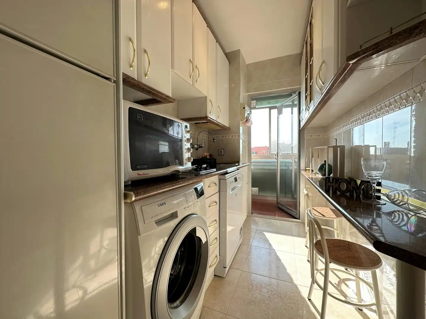 Cocina de Piso de alquiler en Madrid con Aire acondicionado, Calefacción y Jardín privado