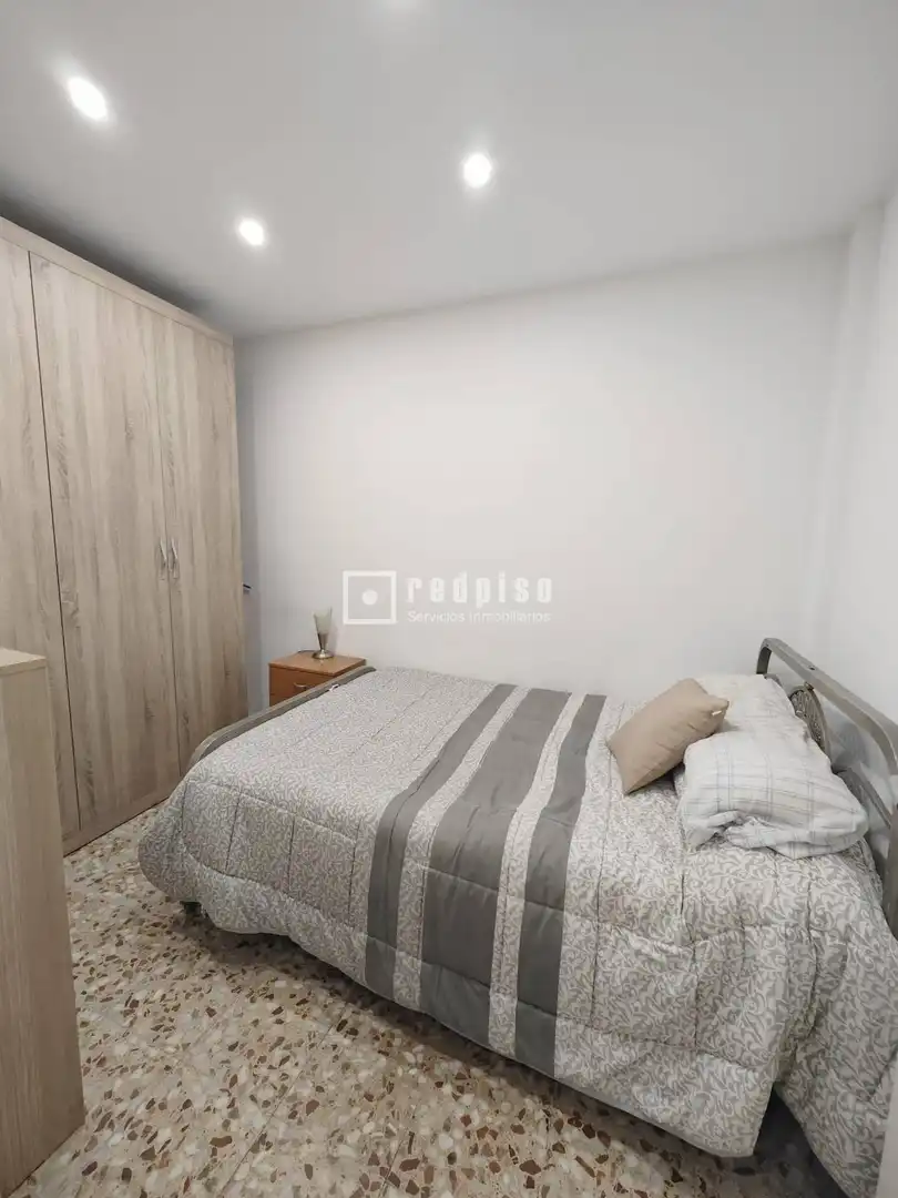 Habitación de Apartamento en venta en Madrid con Calefacción
