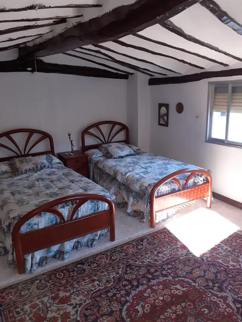 Dormitori de Casa o xalet en venda en Nalda amb Calefacció, Traster i Rentadora