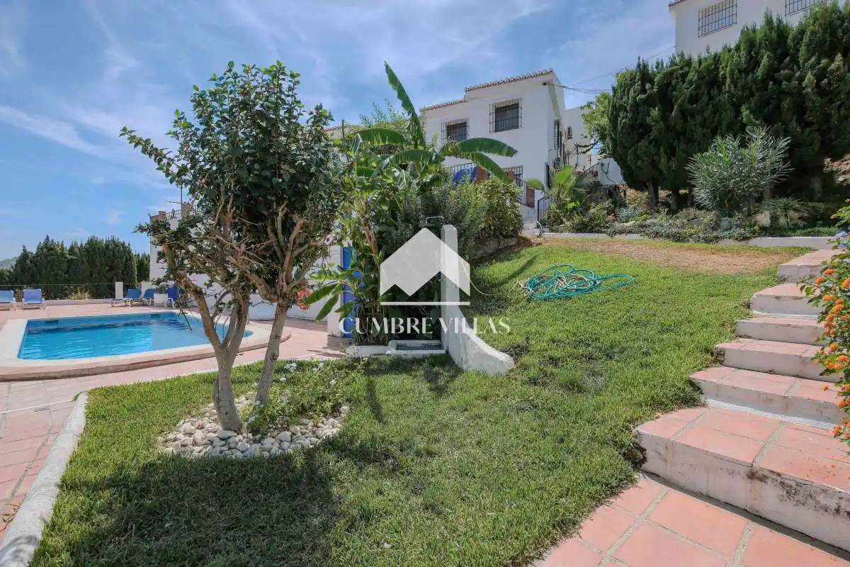 Garden of Houses for sale in Almuñécar