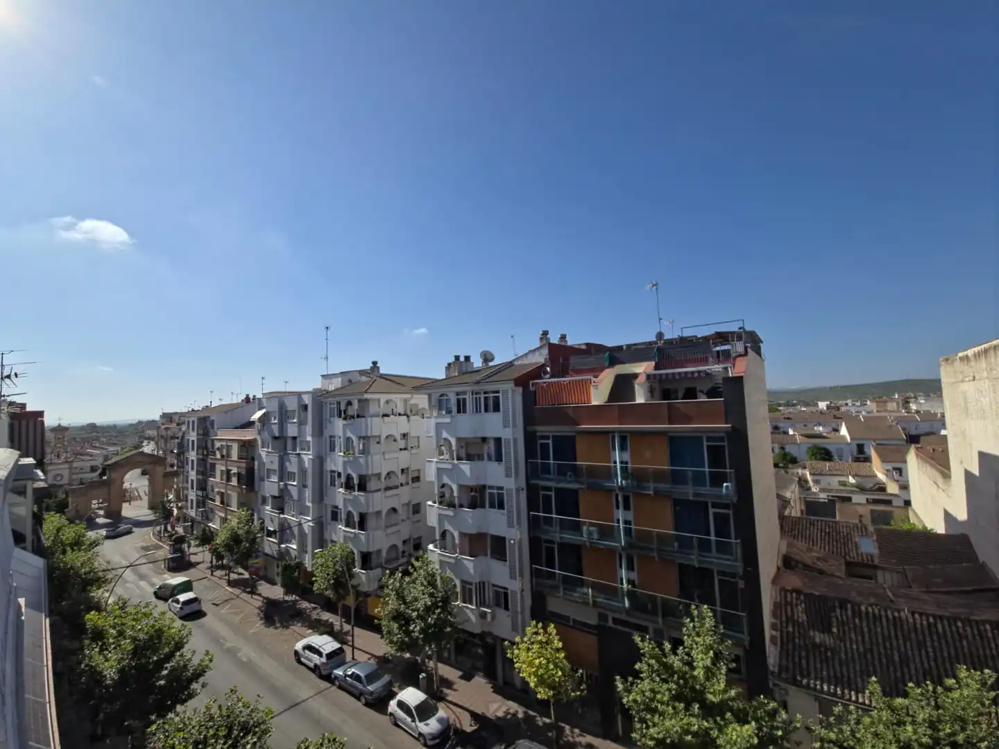 Vista exterior de Ático en venta en Andújar con Aire acondicionado, Terraza y Amueblado
