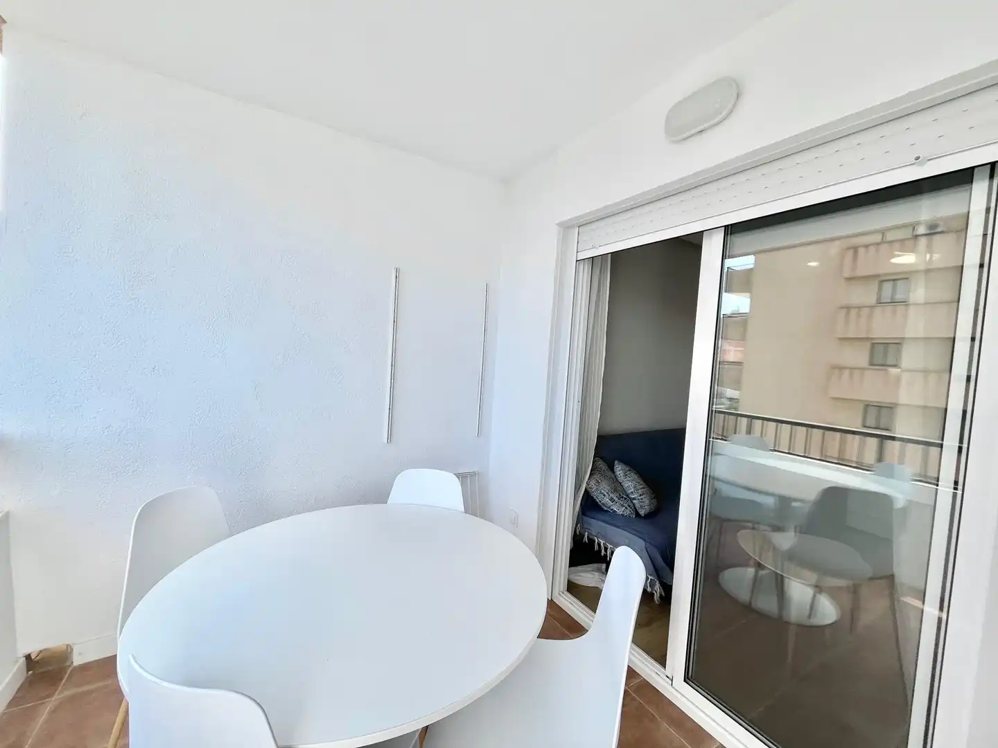 Terrassa de Apartament de lloguer en Torrevieja amb Calefacció, Moblat i Rentadora