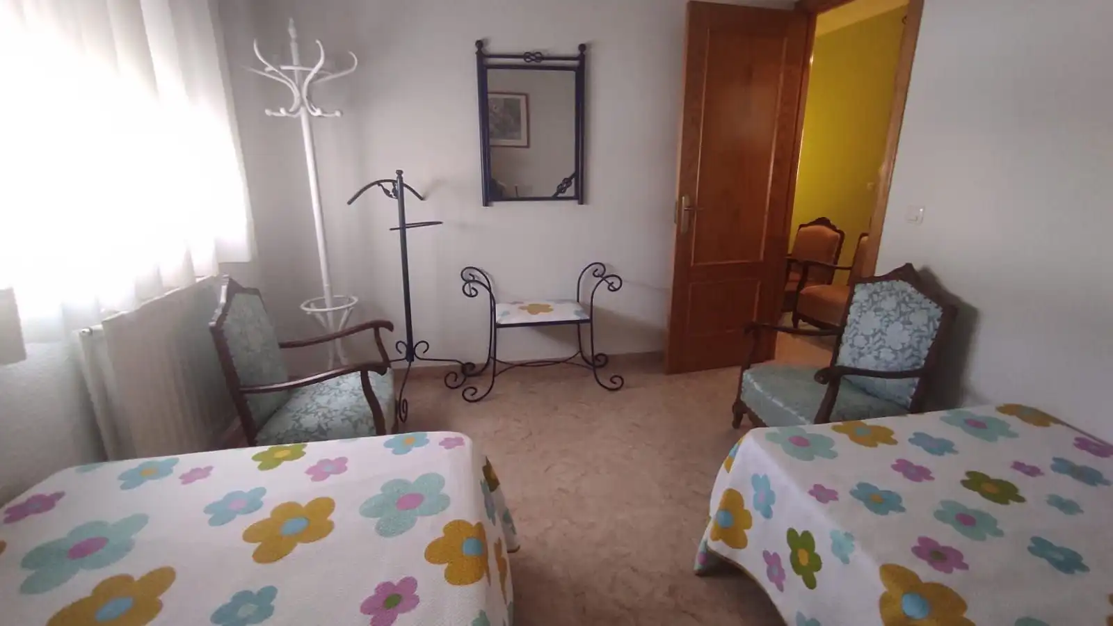 Dormitori de Casa o xalet en venda en Argamasilla de Calatrava amb Jardí privat i Moblat