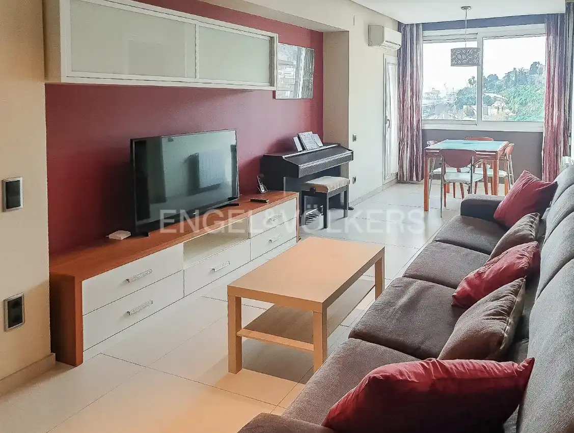 Sala de estar de Ático en venta en Barcelona con Aire acondicionado, Calefacción y Amueblado
