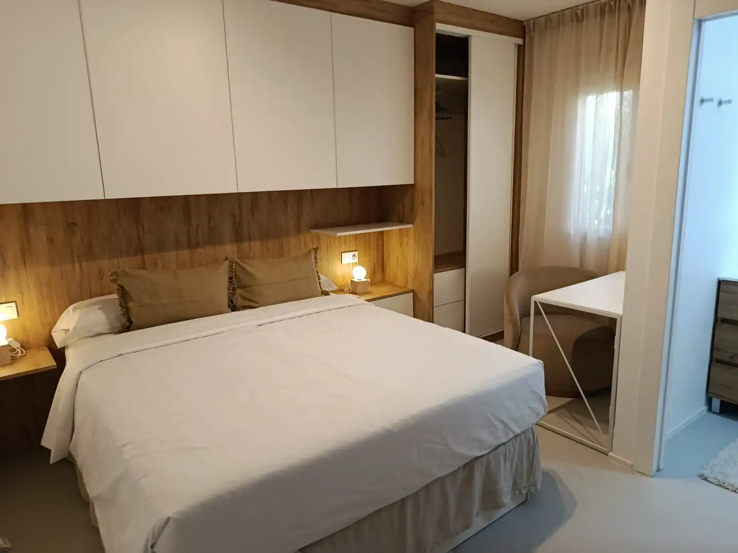 Dormitori de Casa adosada per a compartir en Málaga amb Aire condicionat, Calefacció i Terrassa