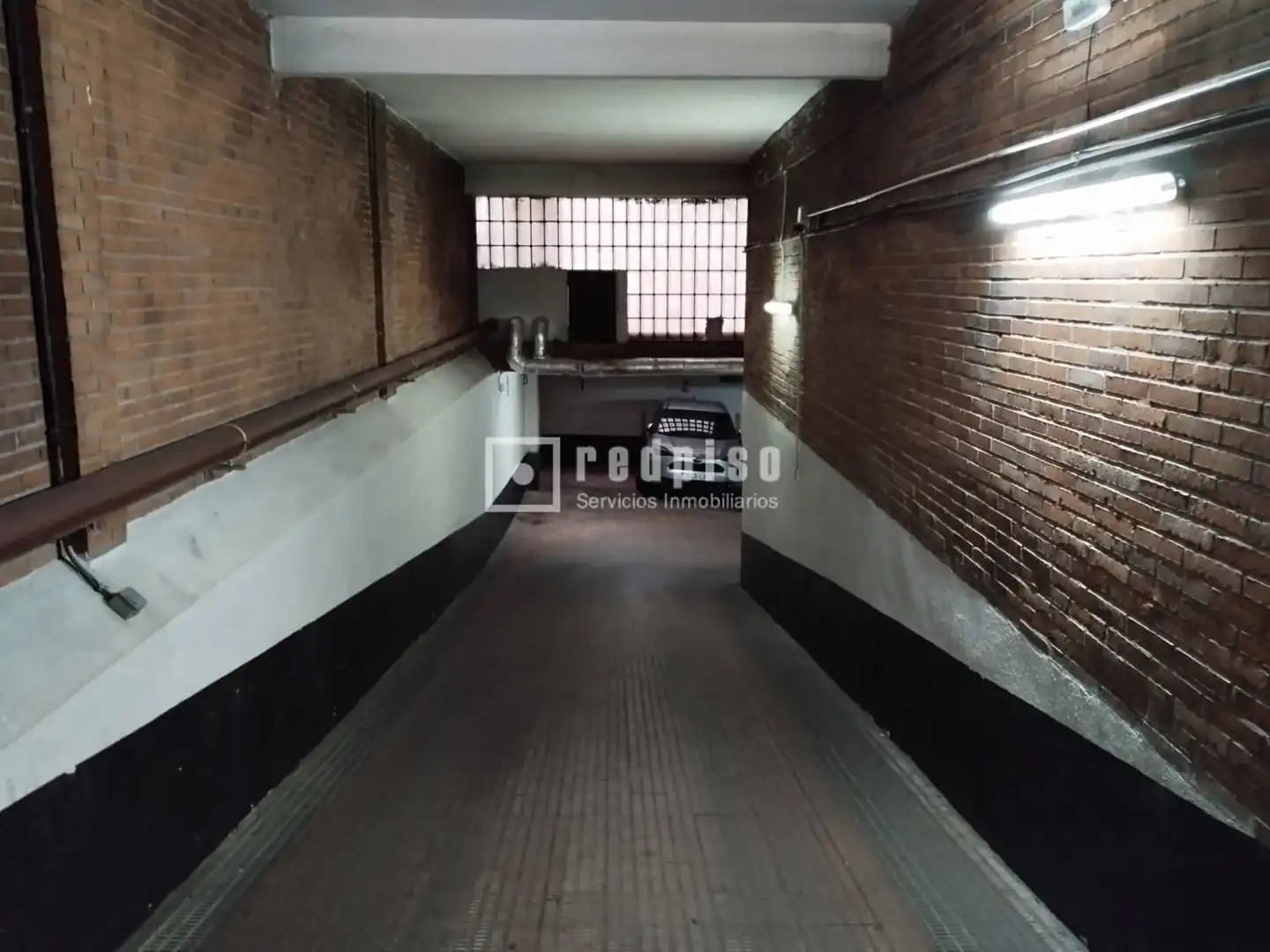 Garage for sale in Madrid