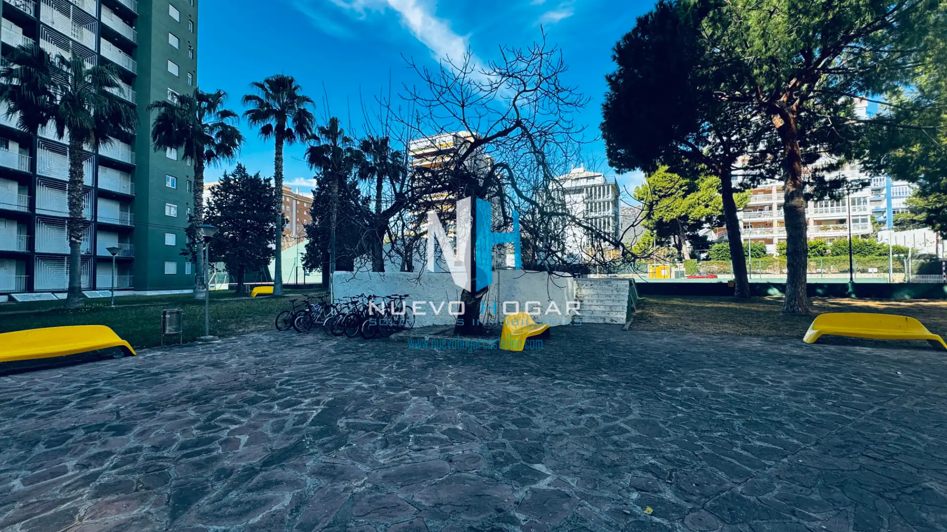 Vista exterior de Apartamento en venta en Benicasim / Benicàssim con Terraza, Amueblado y Lavadora
