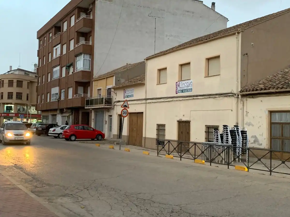 Lands and plots for sale in JUAN GARCIA Y GONZALEZ 11, imagen 3
