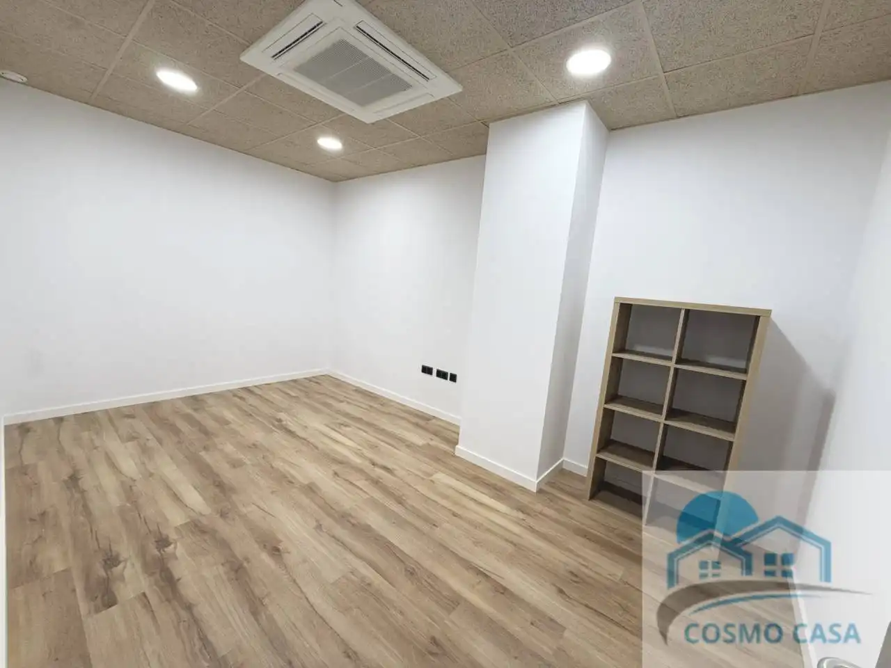 Büro zur Miete in Reus mit Klimaanlage und Alarm
