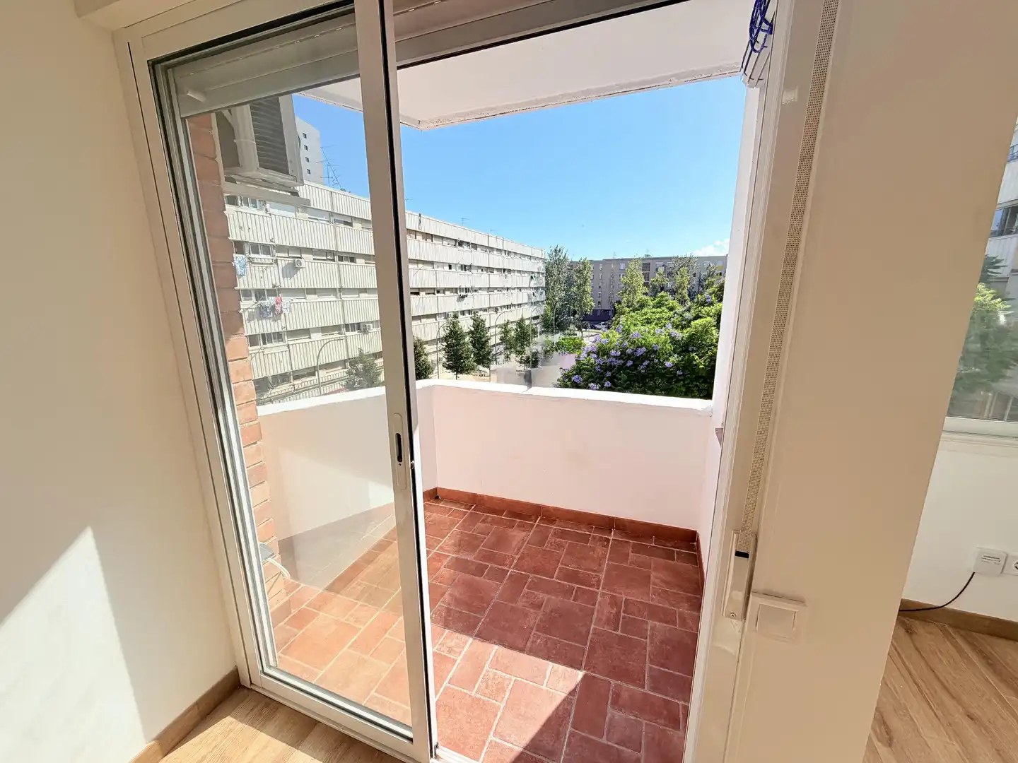 Balcony of Apartments for rent in Sant Adrià de Besòs  with Air Conditioner and Balcony